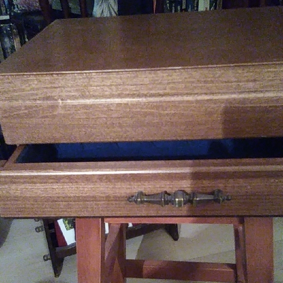 Wooden Storage Box with Handle - Picture 10 of 10